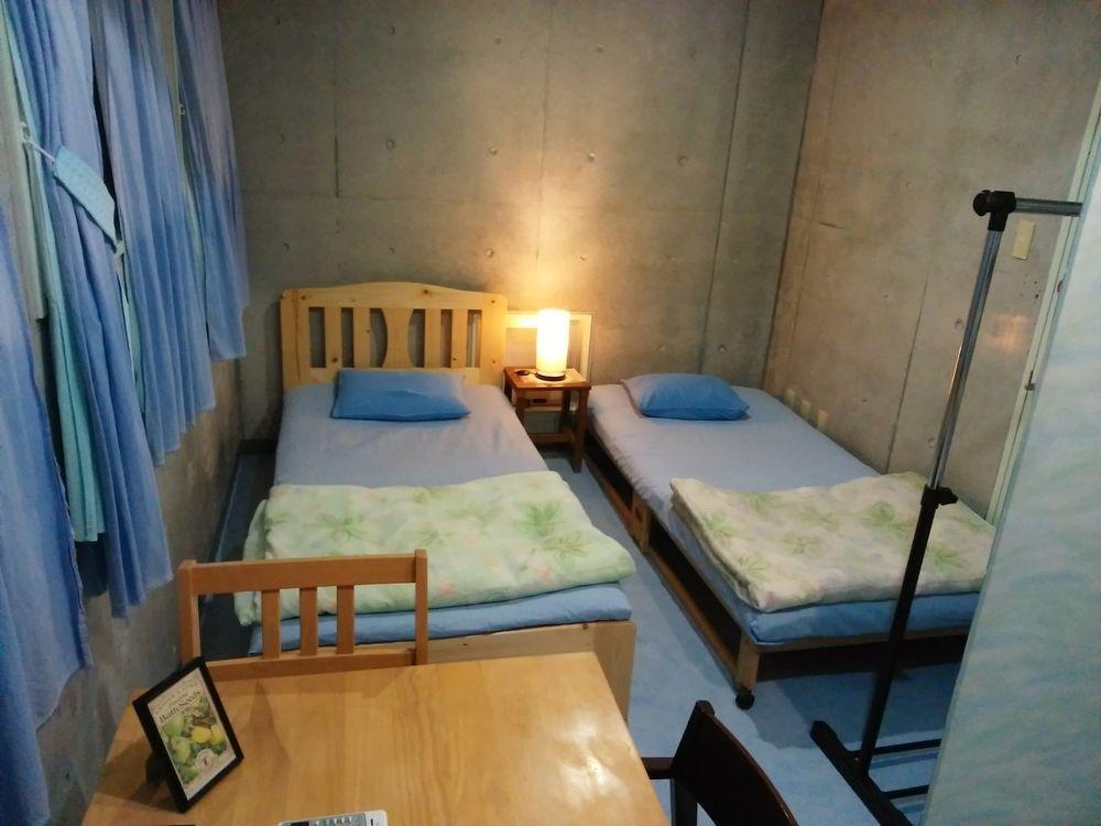 Guesthouse Seaglass Itoman Bagian luar foto