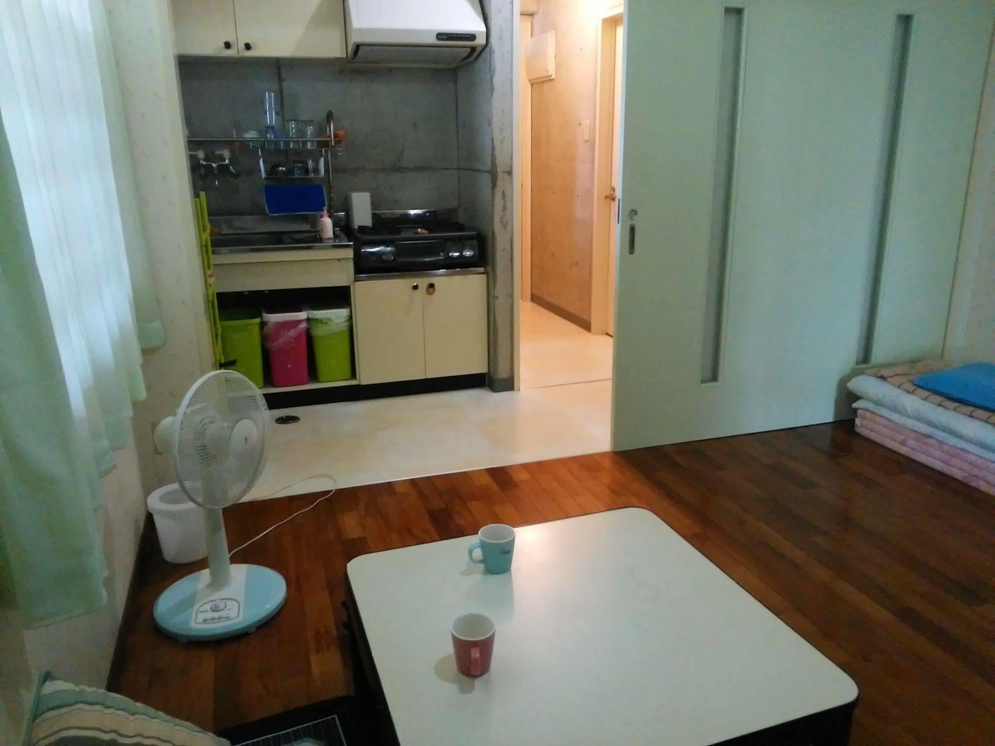 Guesthouse Seaglass Itoman Bagian luar foto